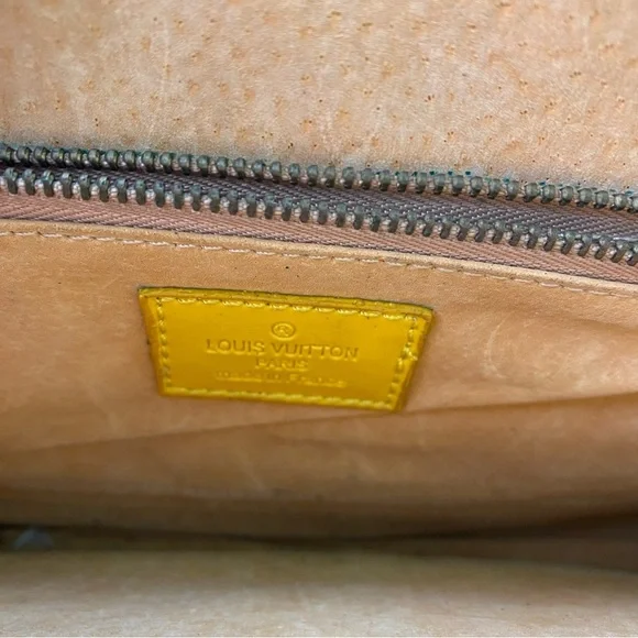 Vintage Louis Vuitton Yellow Epi Leather Pochette Clutch Bag - Picture 14 of 15